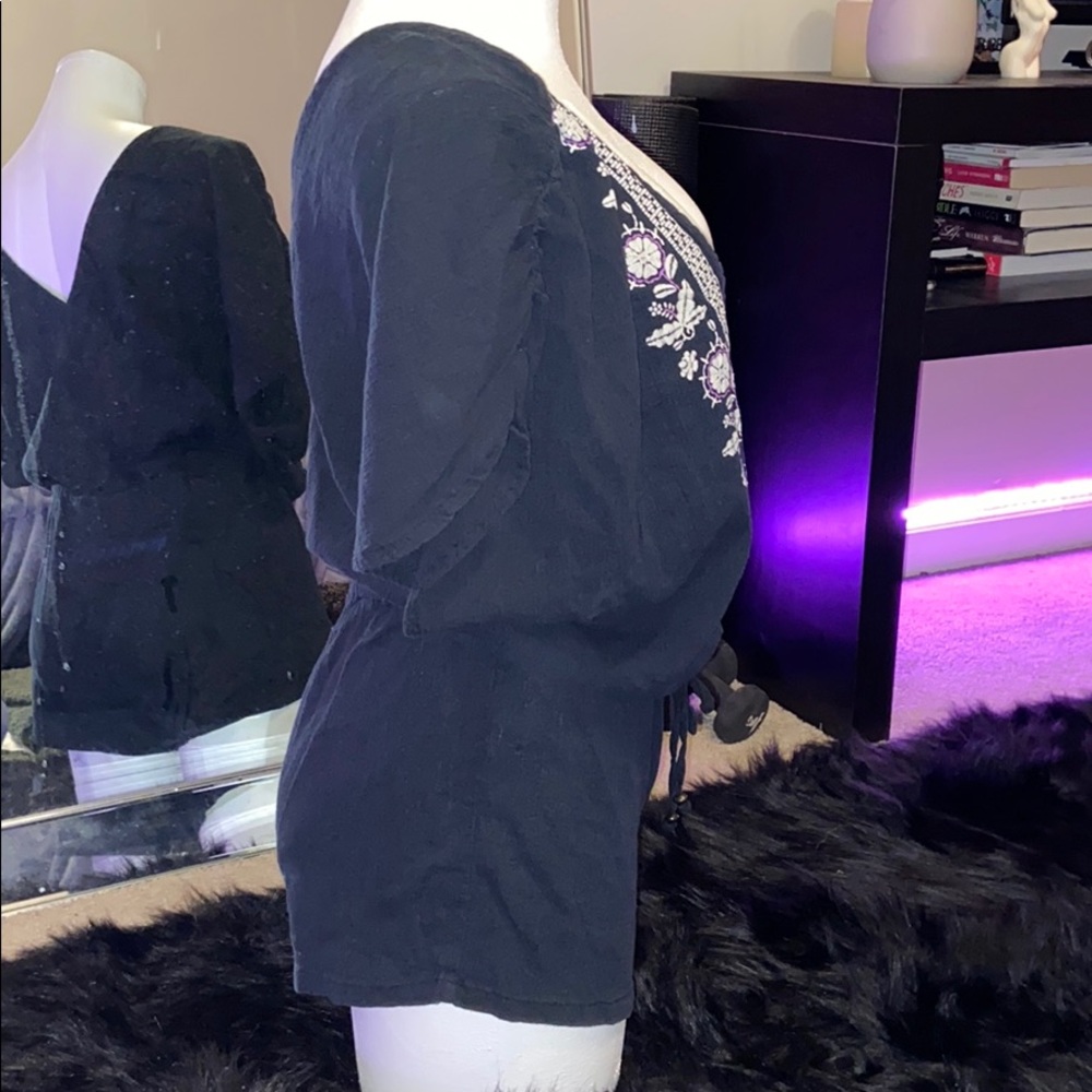 Romper - Picture 2 of 4